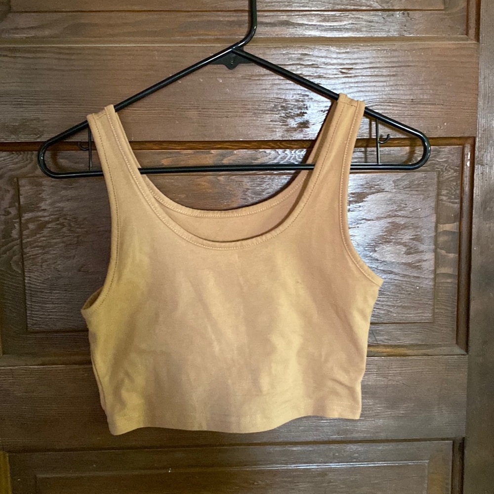Womens cropped tank